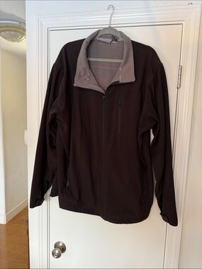 Profile Lifestyle Men's Black Softshell Jacket with Grey Collar and Lining